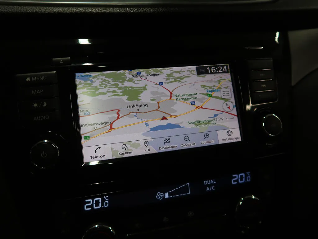 Vehicle image 26