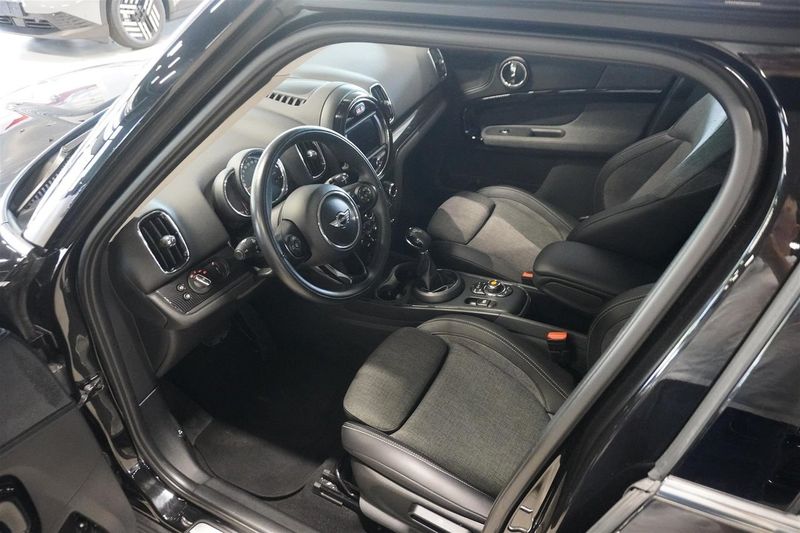 MINI Countryman bild 2