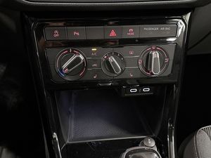 Volkswagen T-Cross bild 21