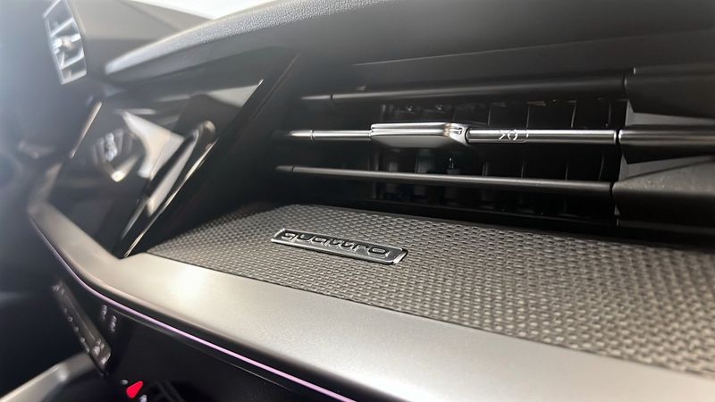 Audi RS3 bild 15