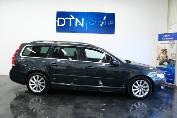 Volvo V70 D2 Geartronic Your Momentum/FULLSERVAD/VÄLUTRUSTAD - 2015
