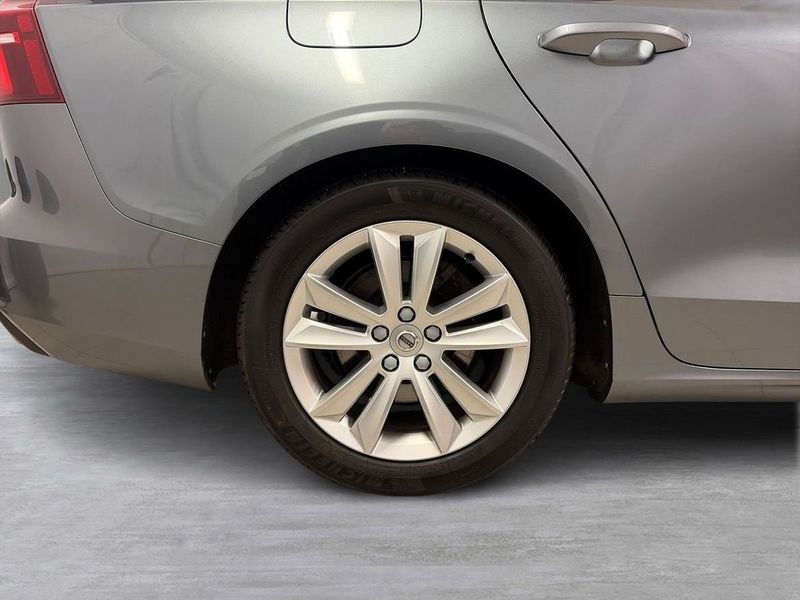 Volvo V60 bild 5