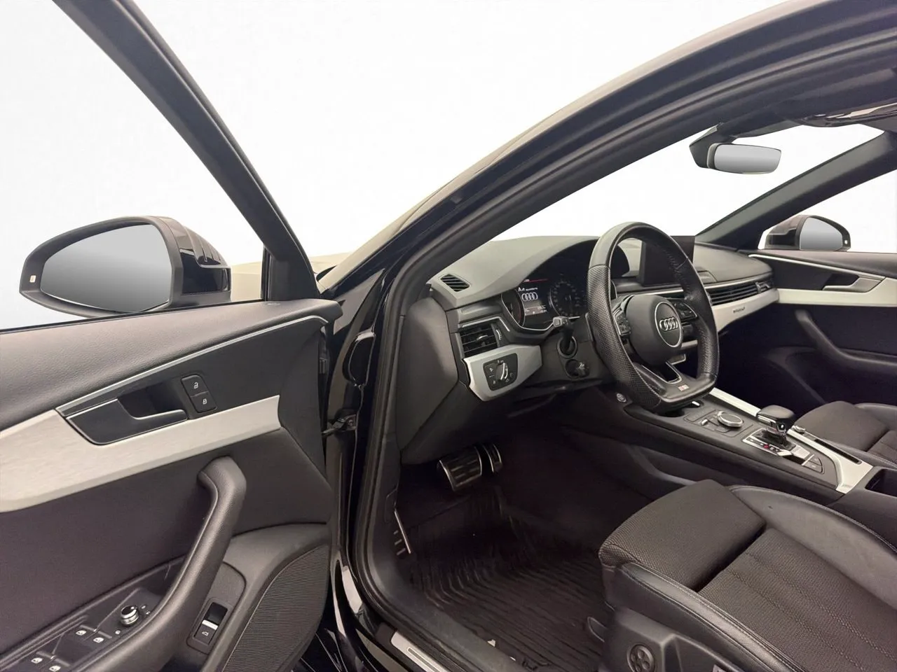 Vehicle image 30