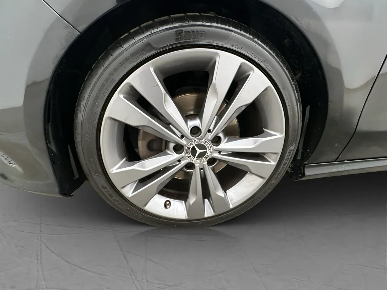 Vehicle image 30