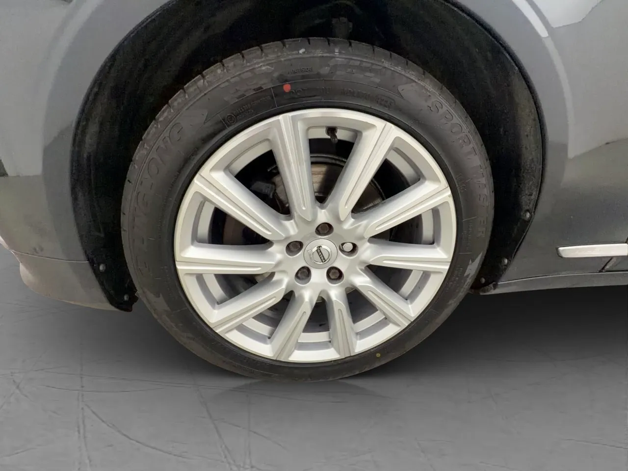 Vehicle image 36