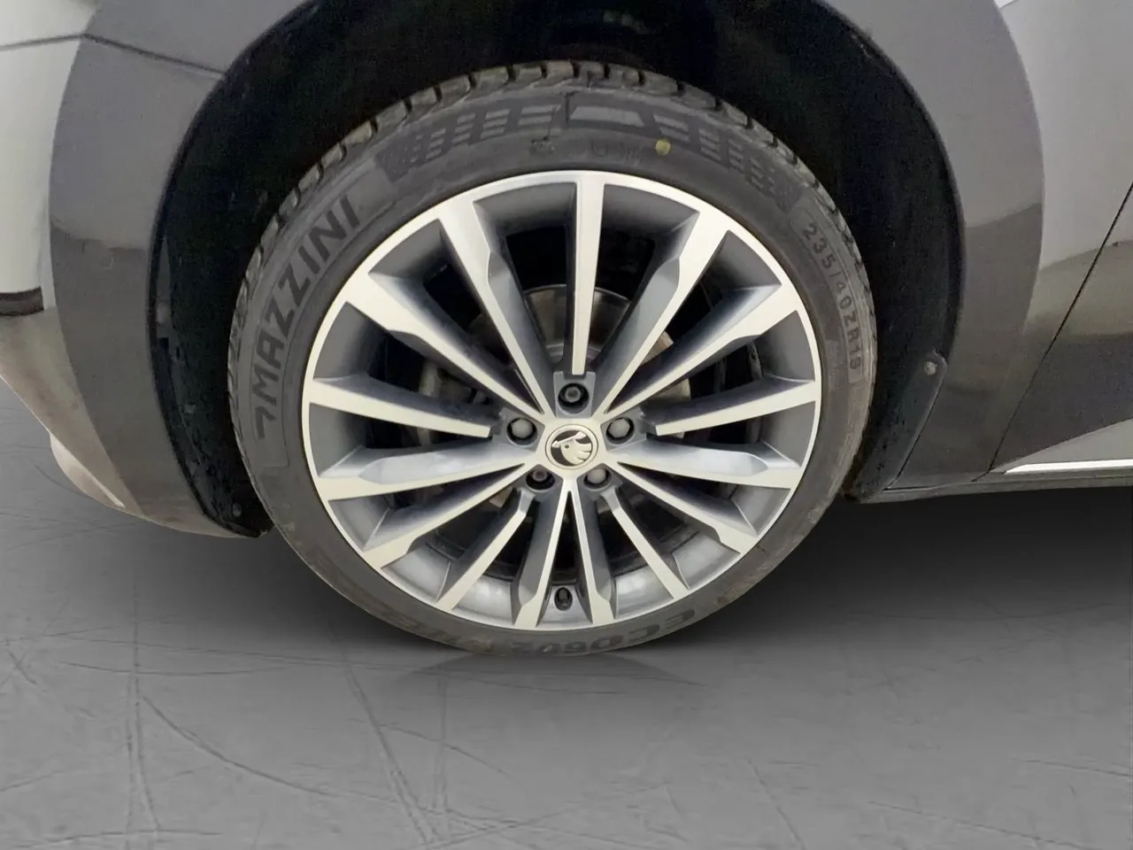 Vehicle image 36