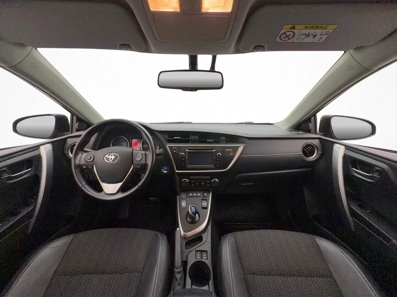 Vehicle image 12
