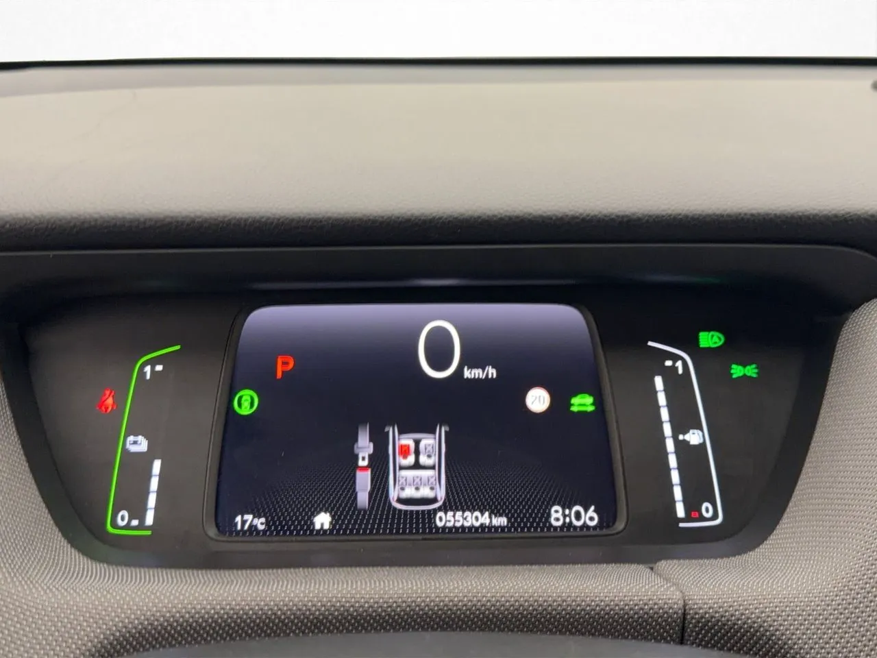Vehicle image 16