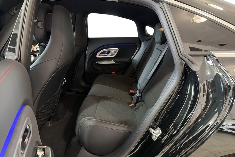 Mercedes CLA250 bild 8