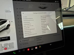 Tesla Model Y bild 19