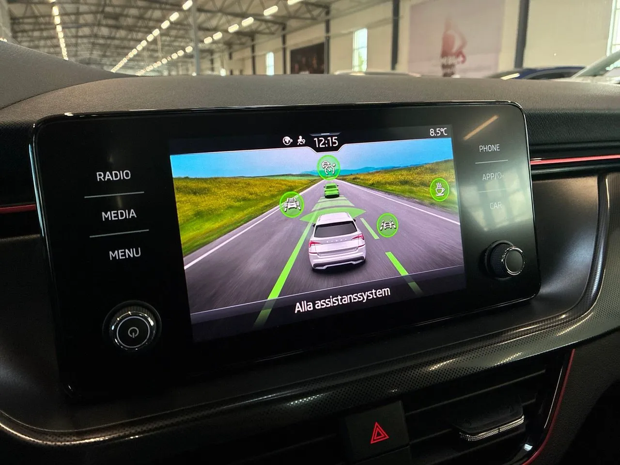 Vehicle image 21
