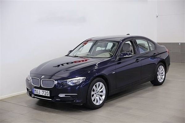 BMW 320 D Sedan / 184 HK /2 Privata brukare - 2012