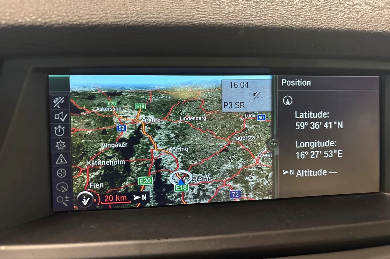 Vehicle image 16