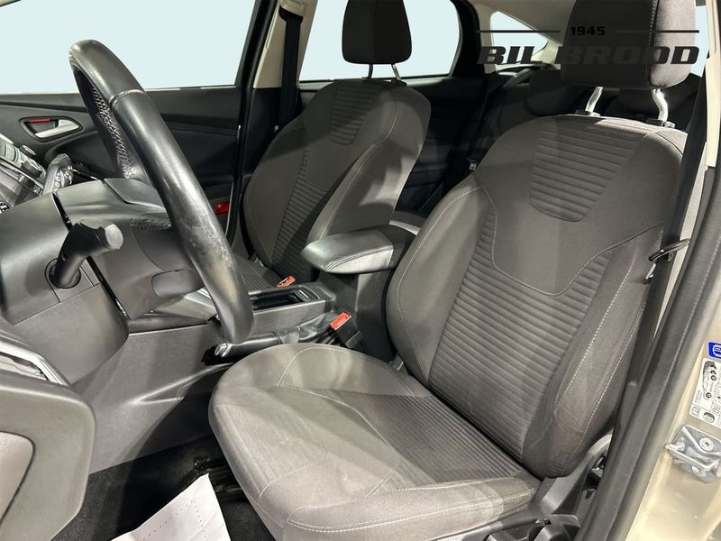 Ford Focus bild 8