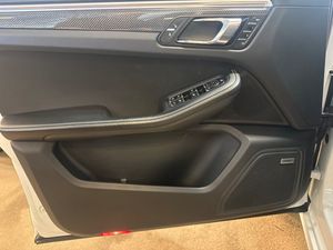 Porsche Macan bild 26
