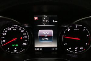 Mercedes GLC220 bild 17