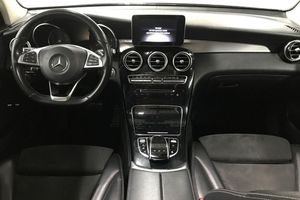 Mercedes GLC220 bild 12