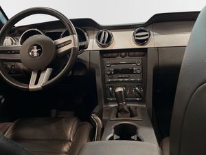Ford Mustang bild 10