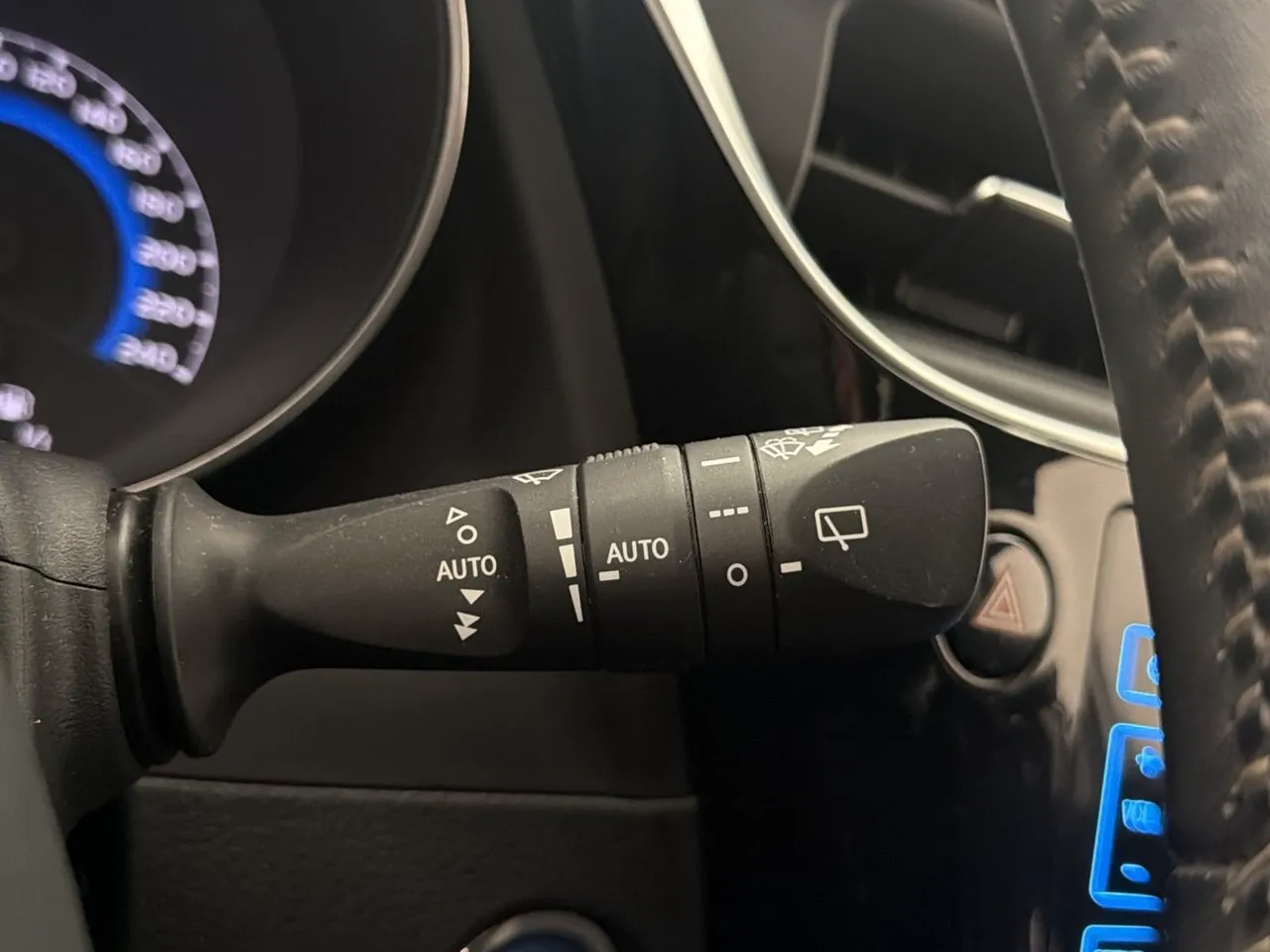 Vehicle image 24