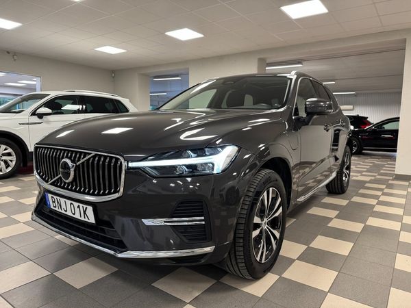 Volvo XC60 Recharge T6 AWD Geartronic Core Panorama CarPlay Navi - 2023