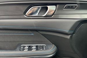 Lynk & Co 01 bild 16