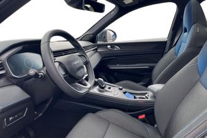Lynk & Co 01 bild 13