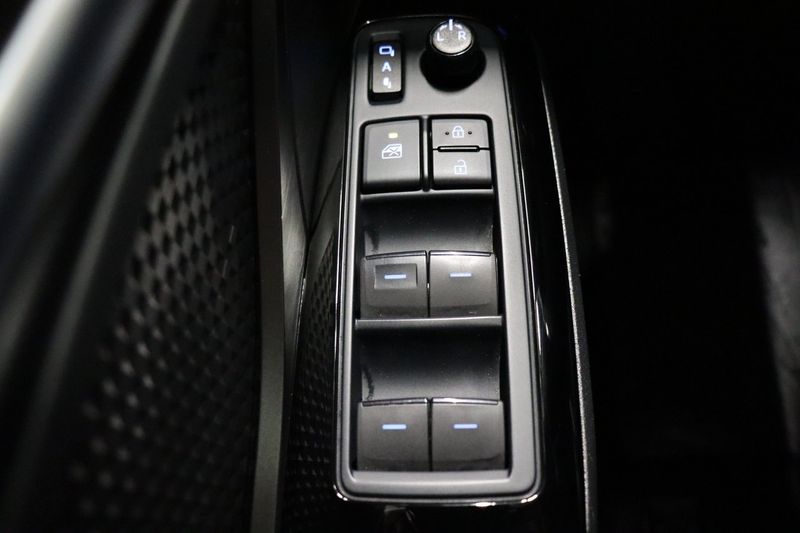 Toyota C-HR bild 21