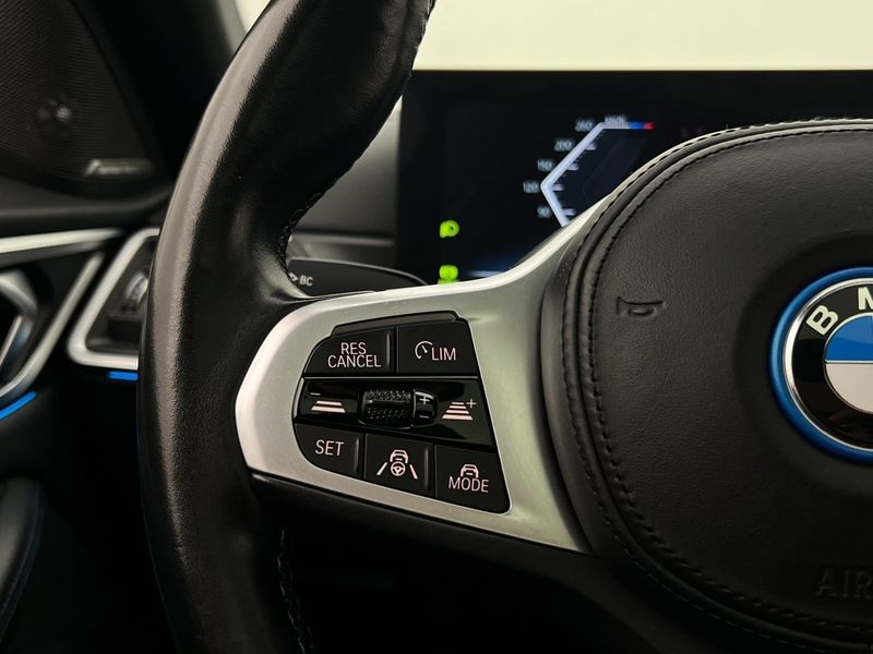 BMW i4 bild 38