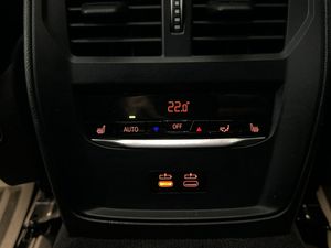 BMW i4 bild 27
