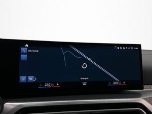 BMW i4 bild 30