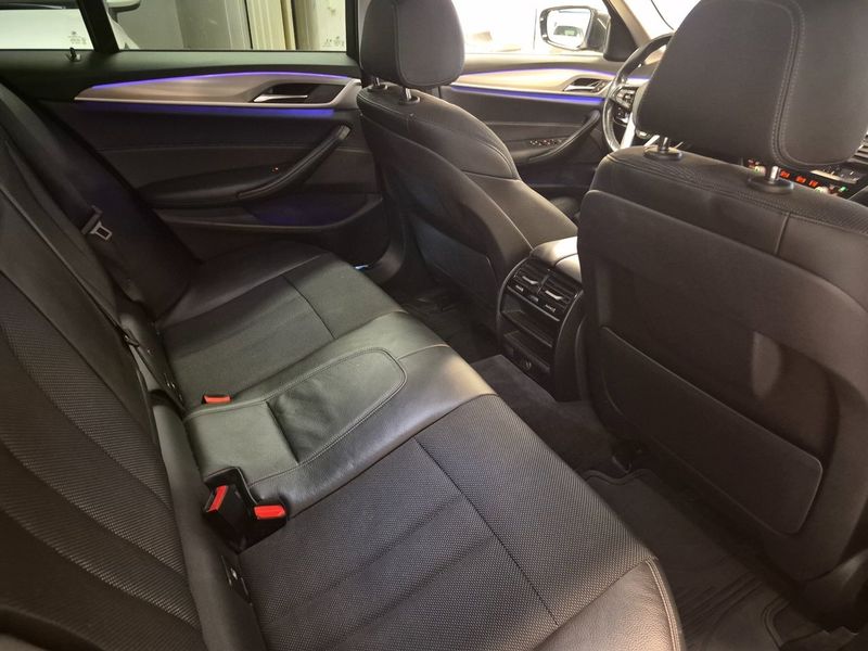 BMW 520 bild 11