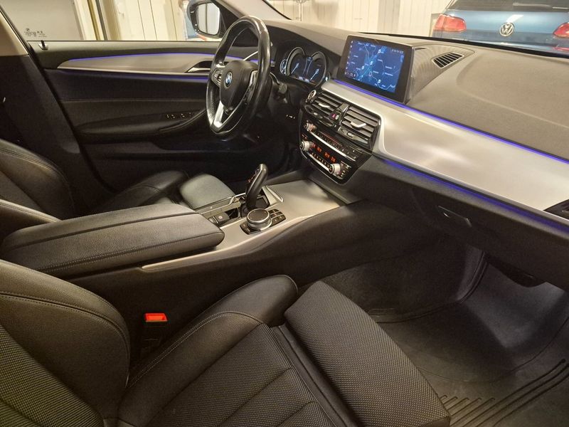 BMW 520 bild 9