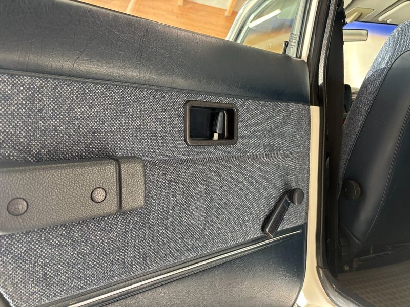 Volvo 244 bild 18