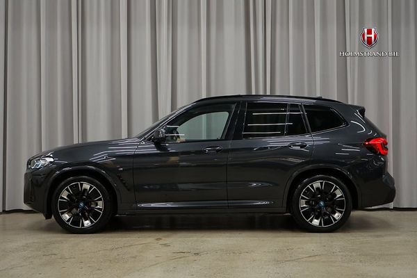 BMW X3 iX3 286hk Shadow Line M Sport Drag Pano H/K Elstolar HUD 20 - 2025