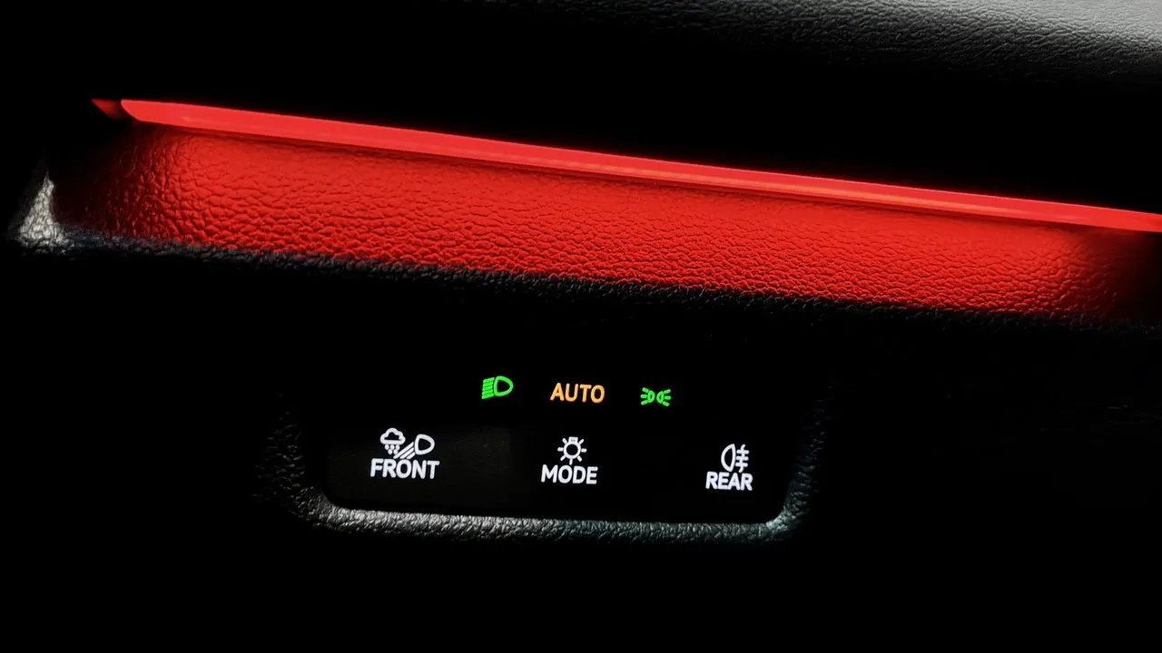 Vehicle image 23