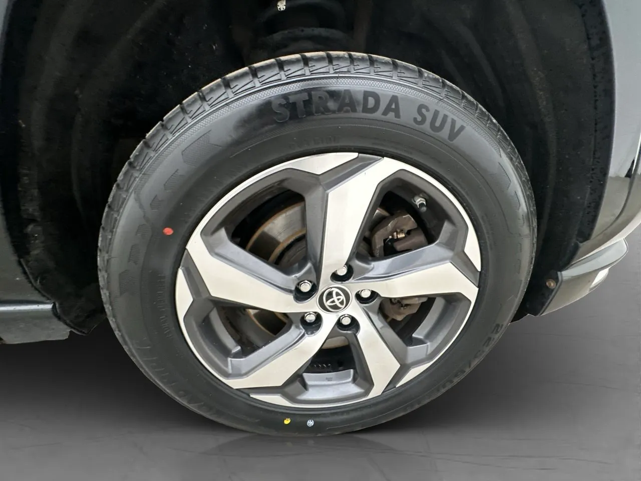 Vehicle image 36