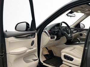 BMW X5 bild 11