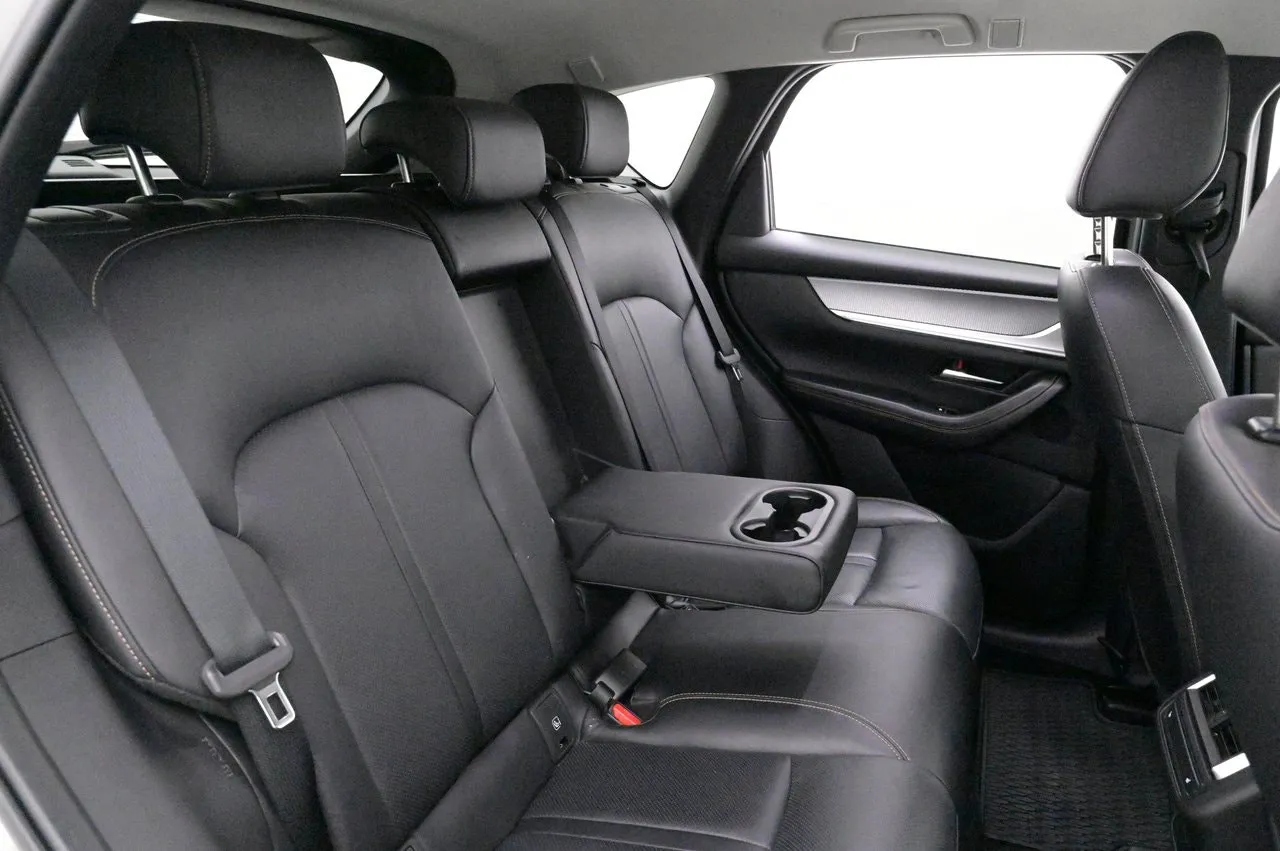 Vehicle image 20