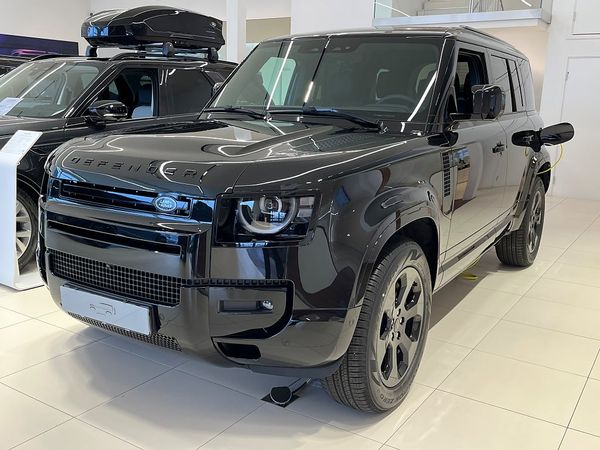 Land Rover Defender 110 110 P300e X-Dynamic SE - 2026