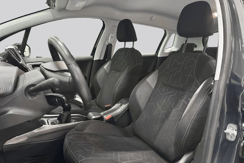 Peugeot 2008 bild 8