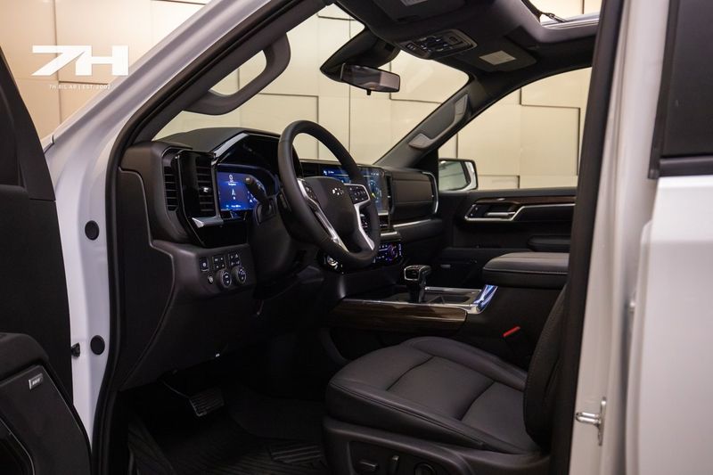 Chevrolet Silverado bild 23
