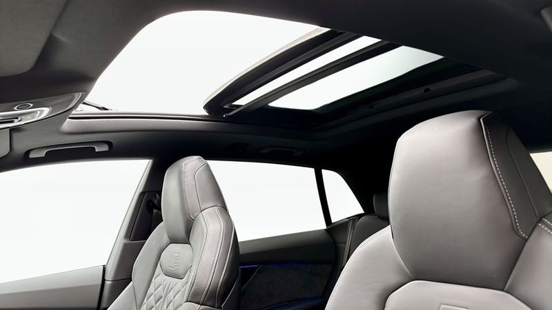 Audi Q8 bild 14