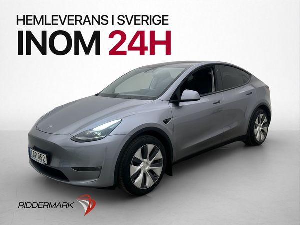 Tesla Model Y Long Range AWD Drag Värmepump Pano Svensksåld - 2023