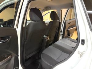 Suzuki Vitara bild 10