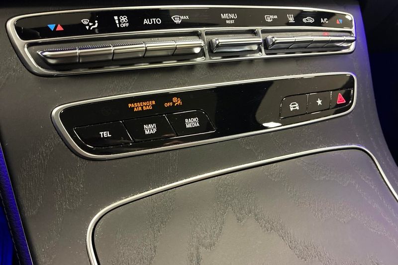 Mercedes E220 bild 23