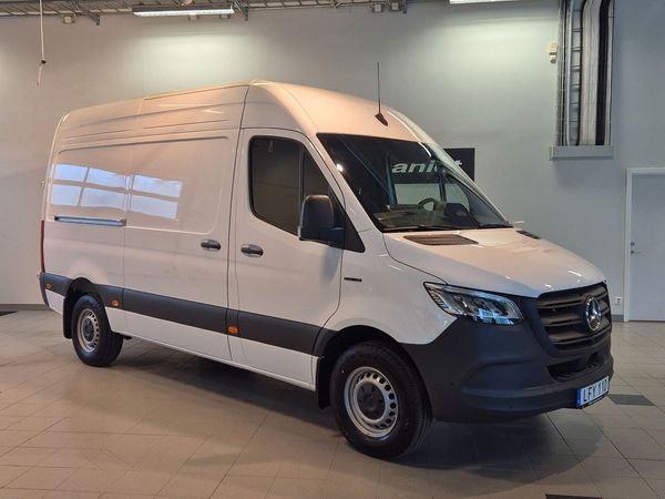 Mercedes e-Sprinter 414 81 kWh A2 Skåp PRO - 2025