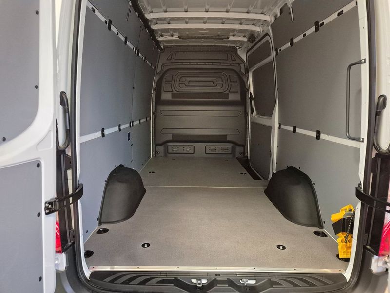 Mercedes e-Sprinter bild 6
