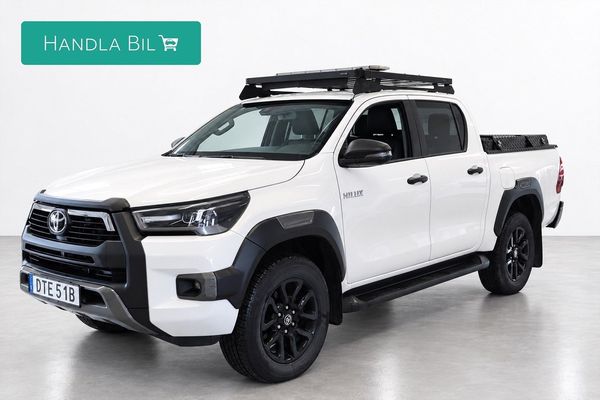 Toyota Hilux 2.8 AWD Invincible Skinn Drag Diff MOMS SoV - 2024
