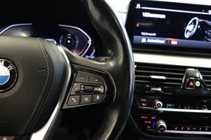 BMW 520 bild 9