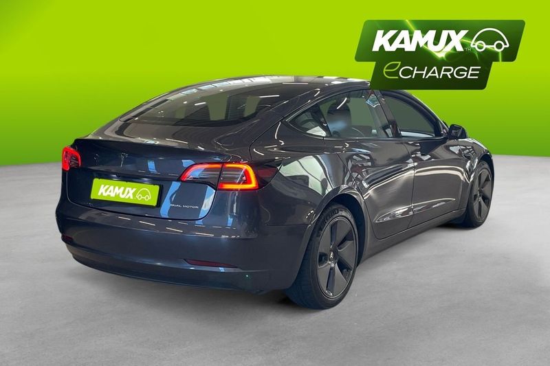 Tesla Model 3 bild 4